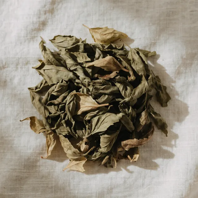 Dried basil leaves